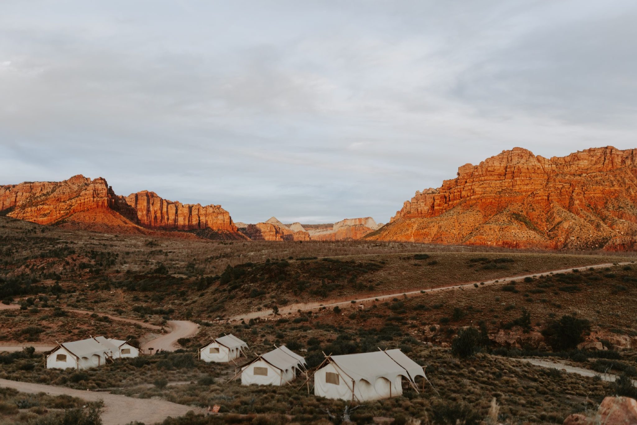Boho Festival Wedding at Under Canvas Zion Lauren Mihae Photo