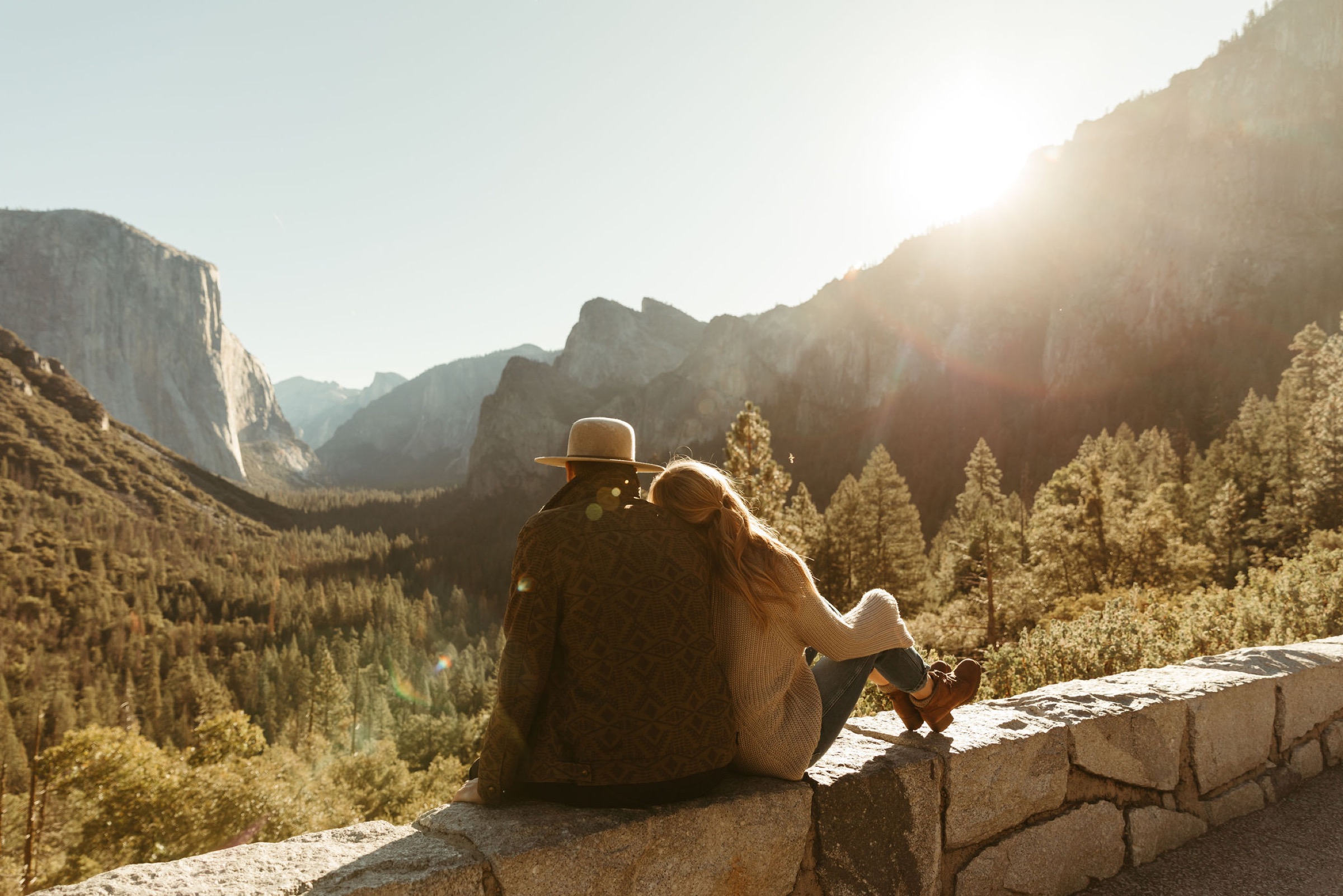 couple at yosemite in the fall for morning engagement session